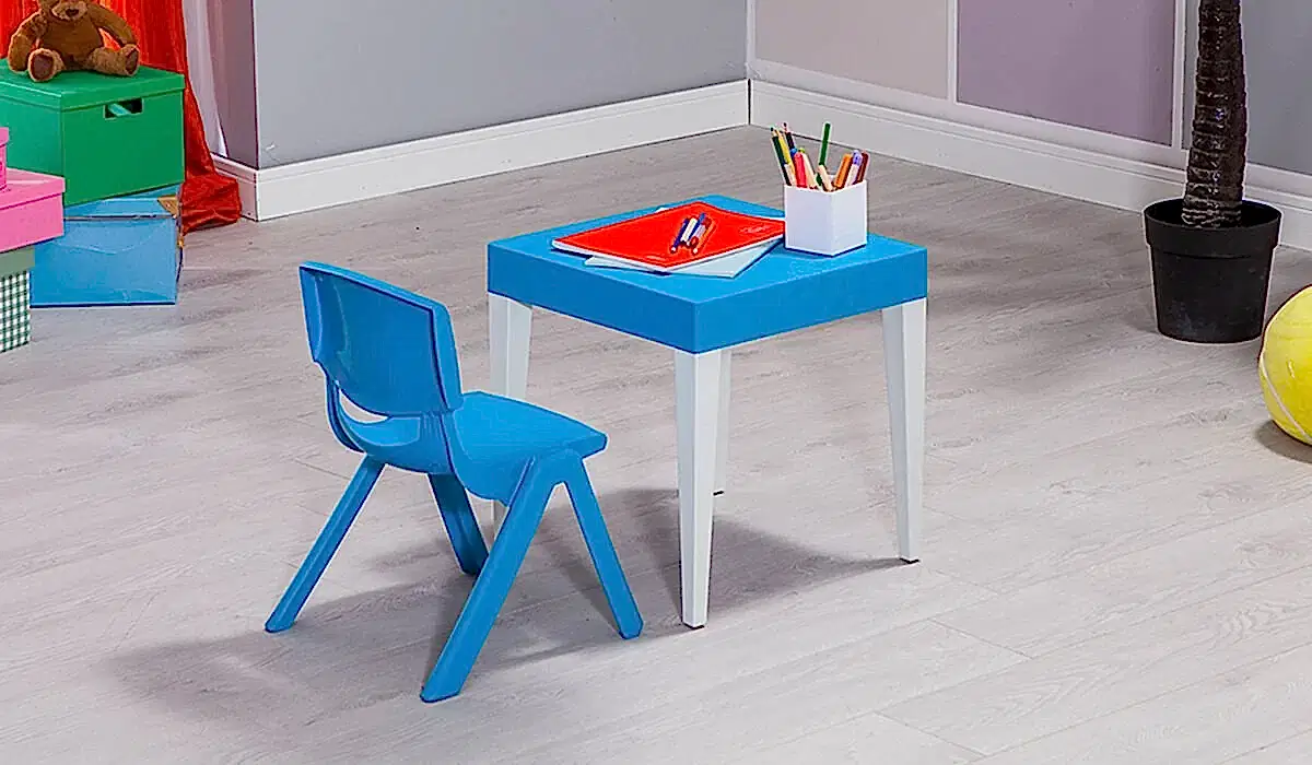 Junior Kare Çocuk Aktivite Masa Seti 2