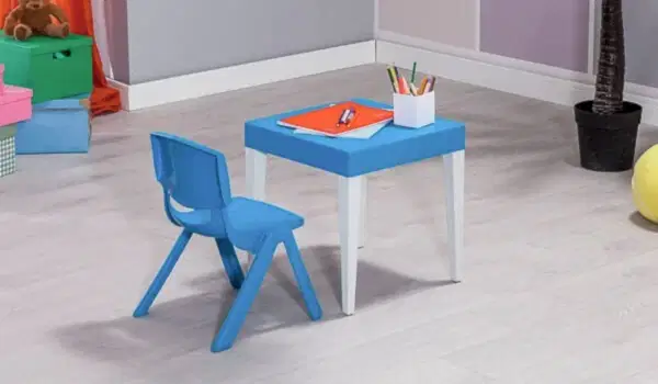 Junior Kare Çocuk Aktivite Masa Seti 2