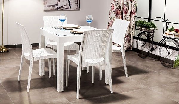 Rattan Camlı Masa Takımı
